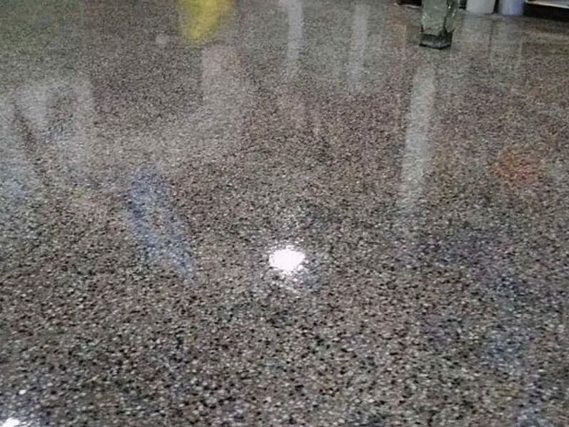 Pulido de mosaico granítico