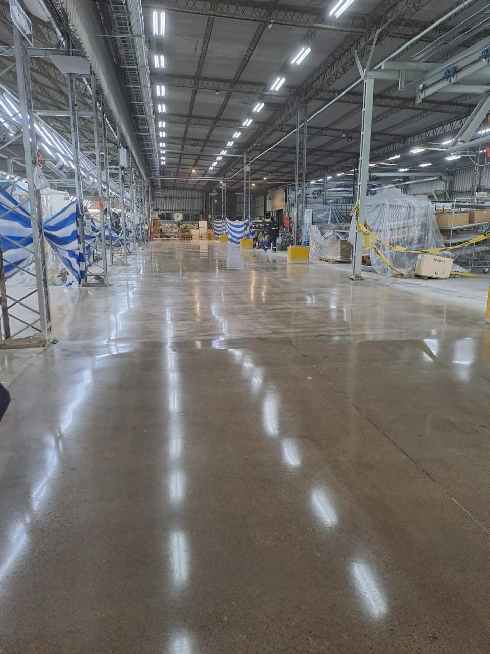 Pulido de pisos industriales